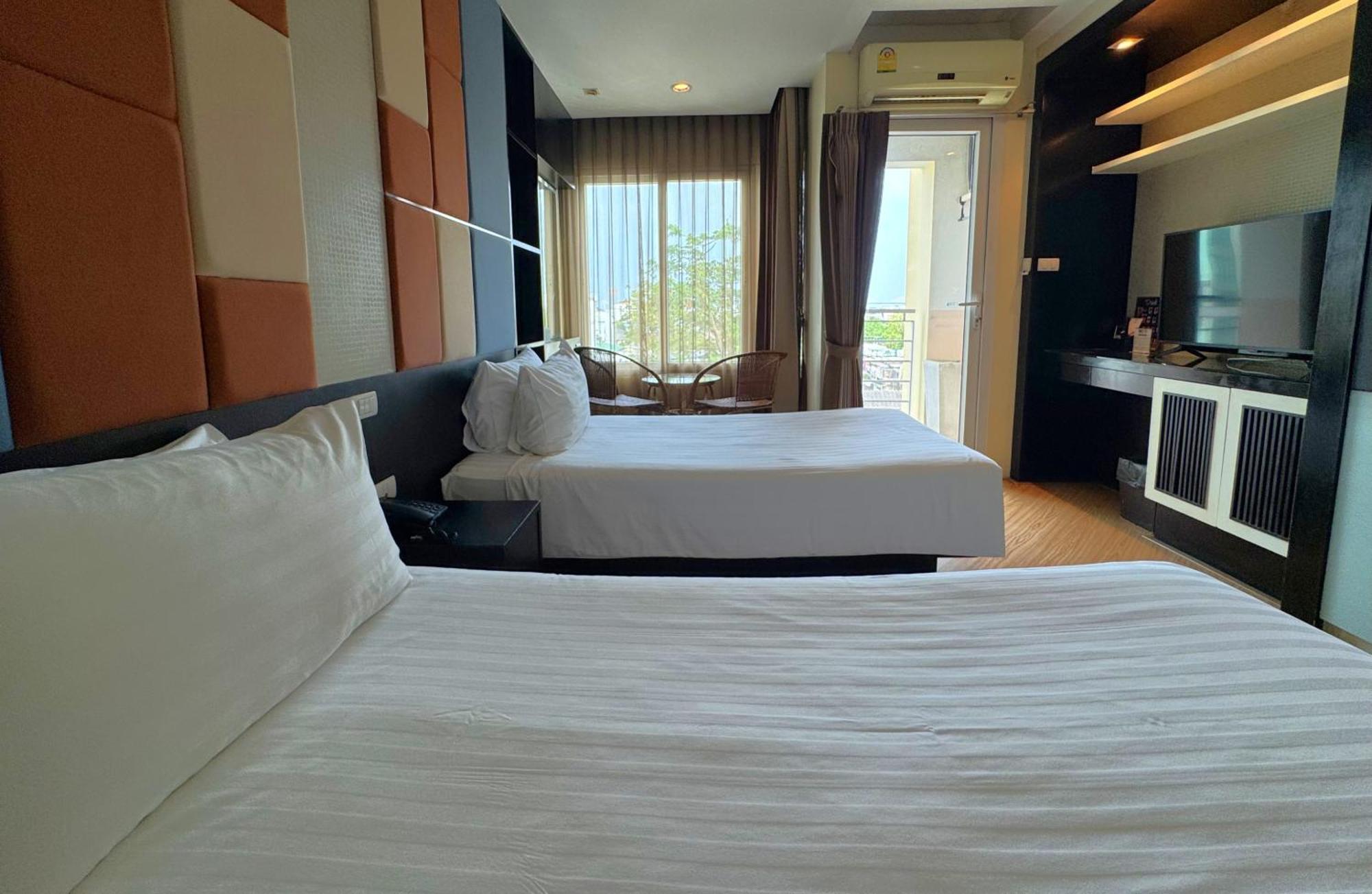 The Sunreno Hotel Sha Bangkok Exterior photo